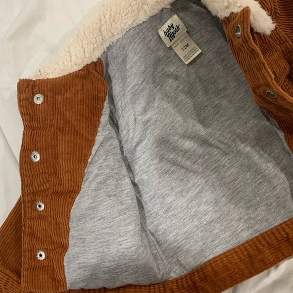Stylish brown corduroy jacket size 12 month Oshkosh - Picture 2 of 5